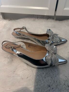 Women's Metallic Silver Pointed Slingback Kitten Heels with Rhinestone Bow